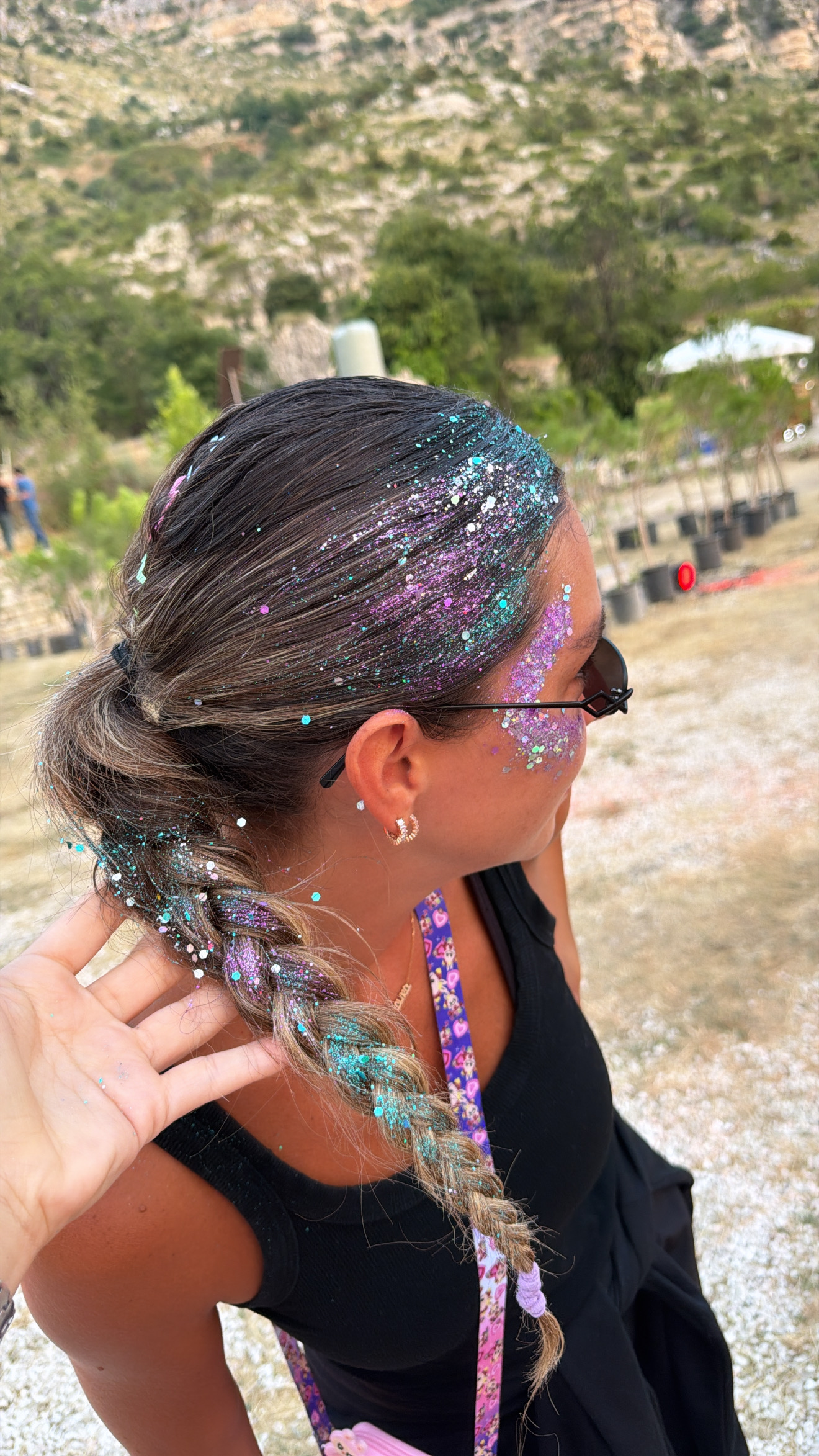 Glitter face art